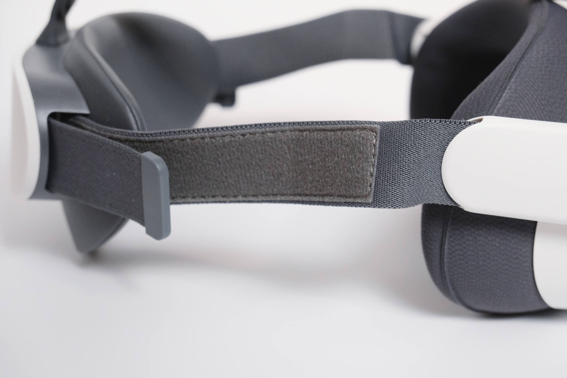 低成本vr玩赛车游戏,piconeo3和piconeo2