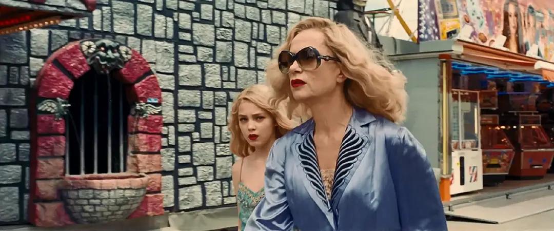 真实改编，看完后禁不住骂娘，作为母亲，为什么她会这么不善良？