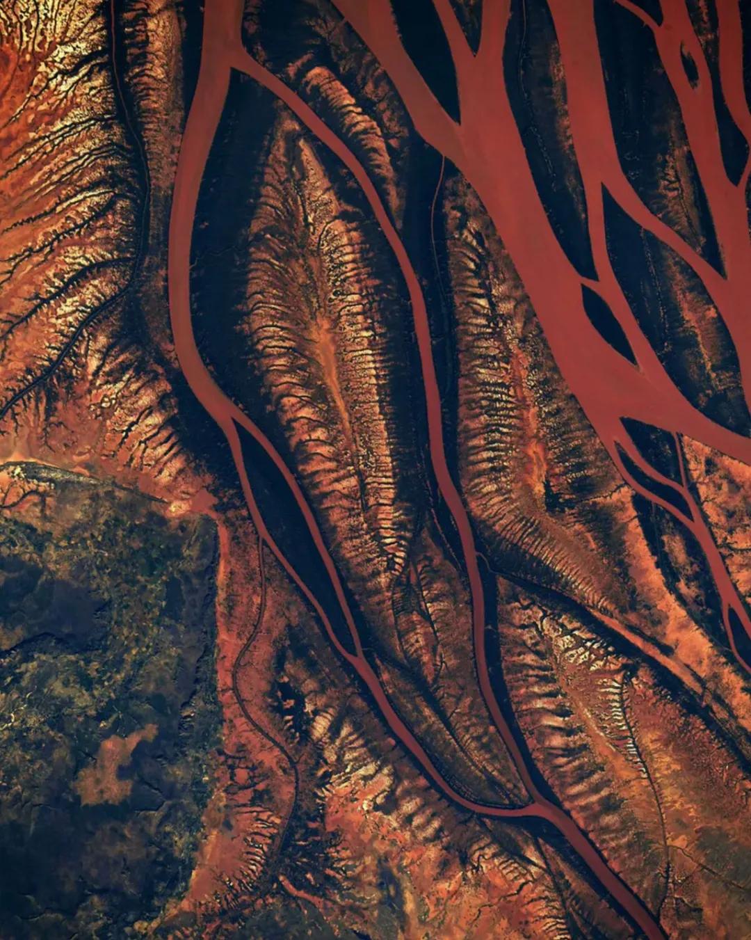 从宇航员的视角看我们的地球,从宇航员的视角看地球纪录片