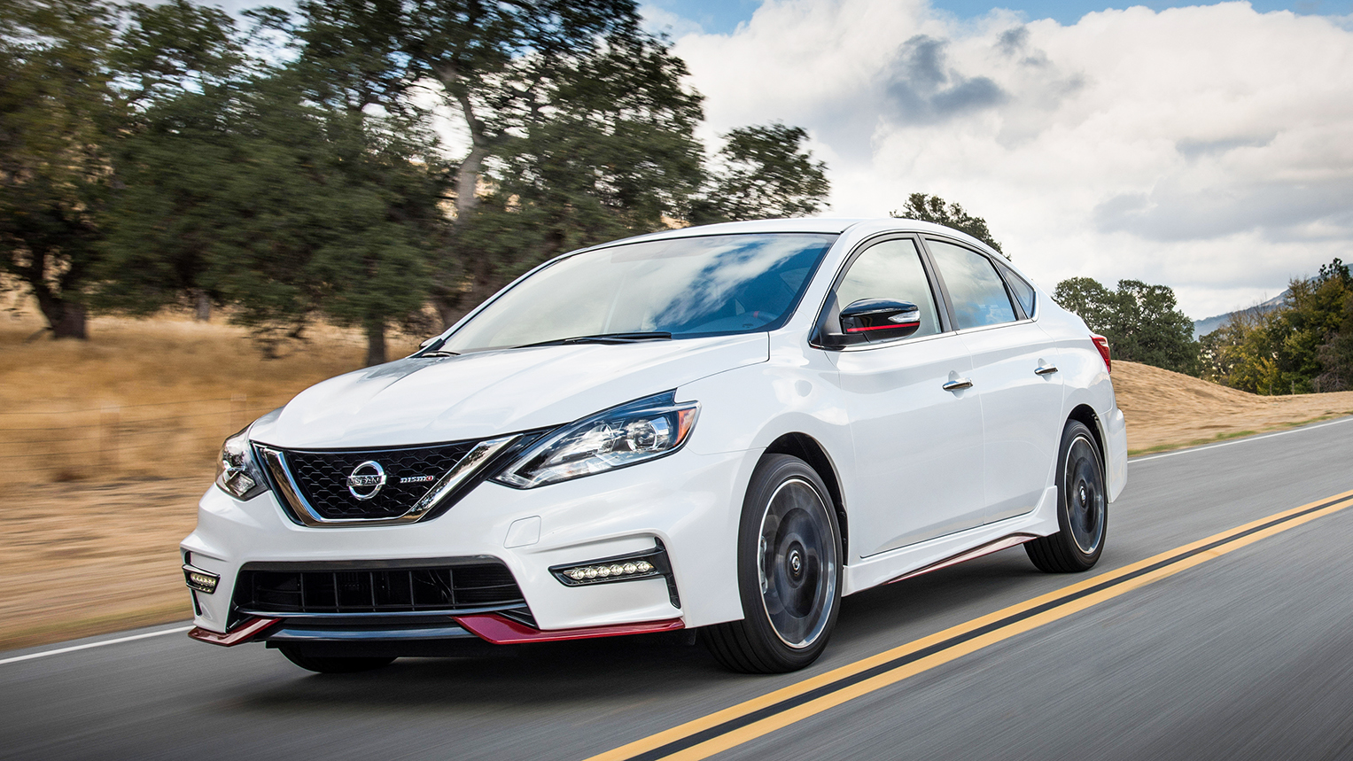 全新日产途乐有哪些亮点,丰田陆巡与日产途乐