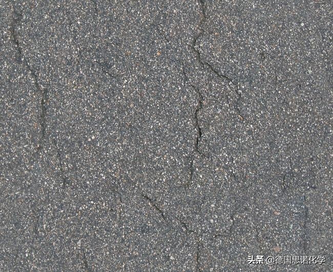 混凝土地面起皮起砂是什么原因,混凝土路面起砂是什么原因导致的