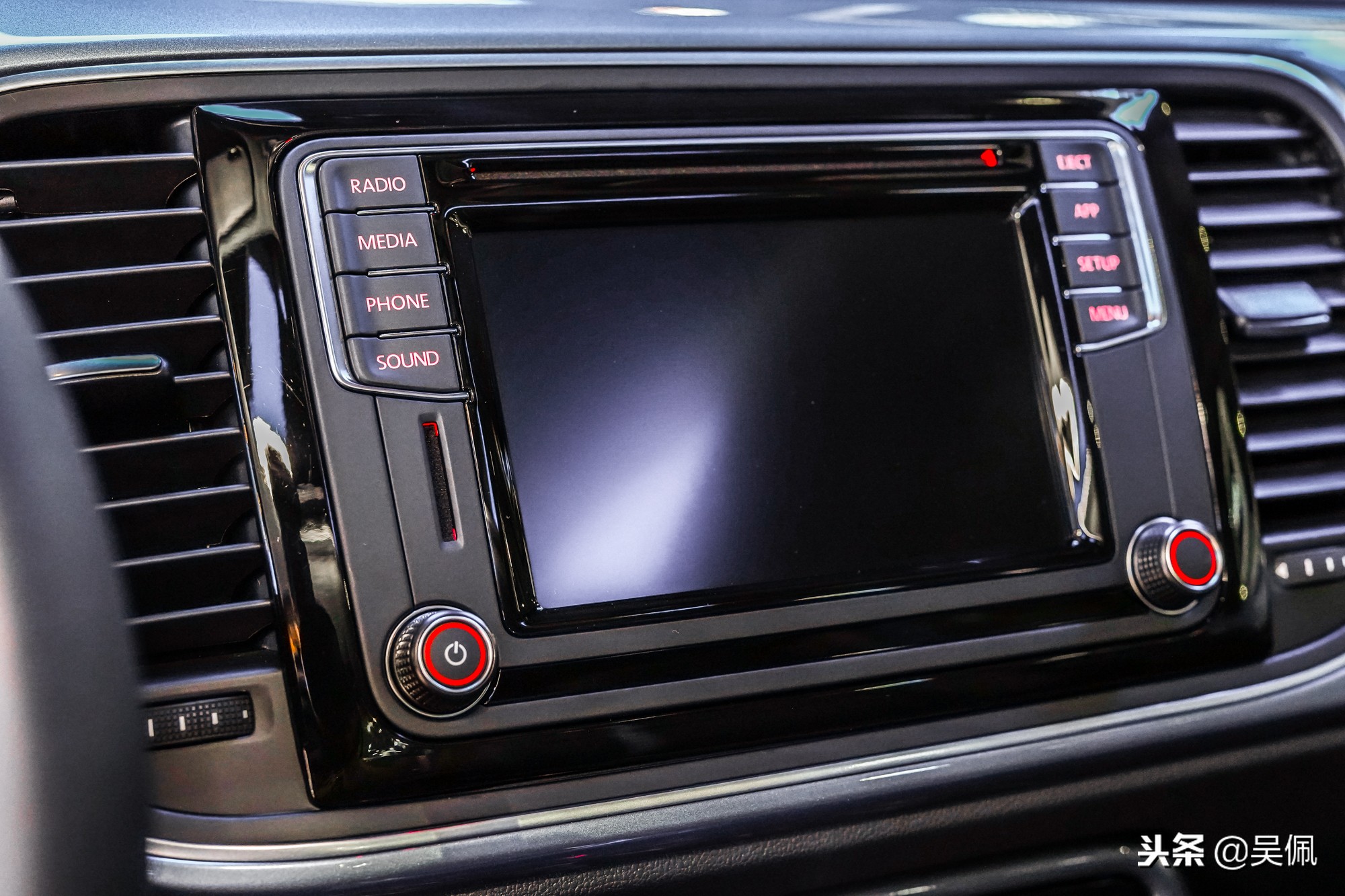 每一个欣赏经典的人，都值得拥有一辆甲壳虫