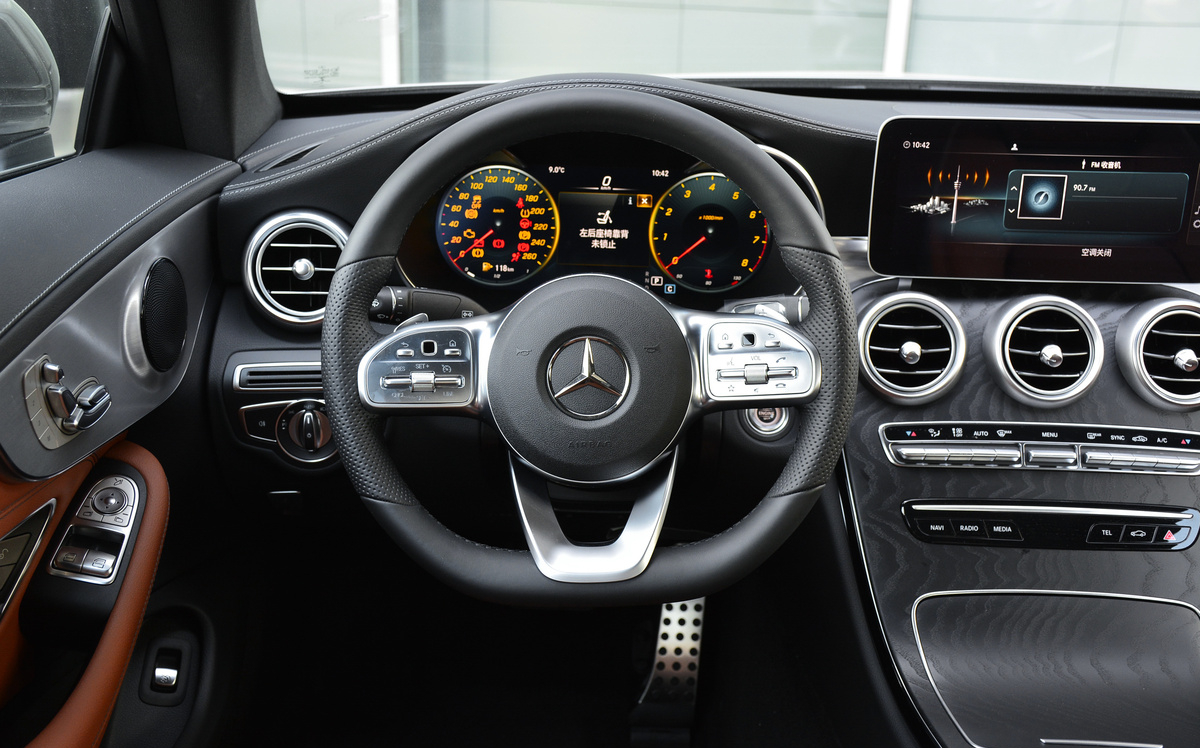 奔驰c260l几秒破百,最厚道豪华b级车