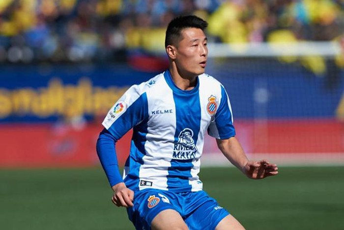 武磊成队内人气王！卖出5000件球衣，官方还有将推出限量版球衣