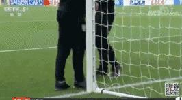 泰国教练信风水,赛前祈福做法,其实世界杯都一样