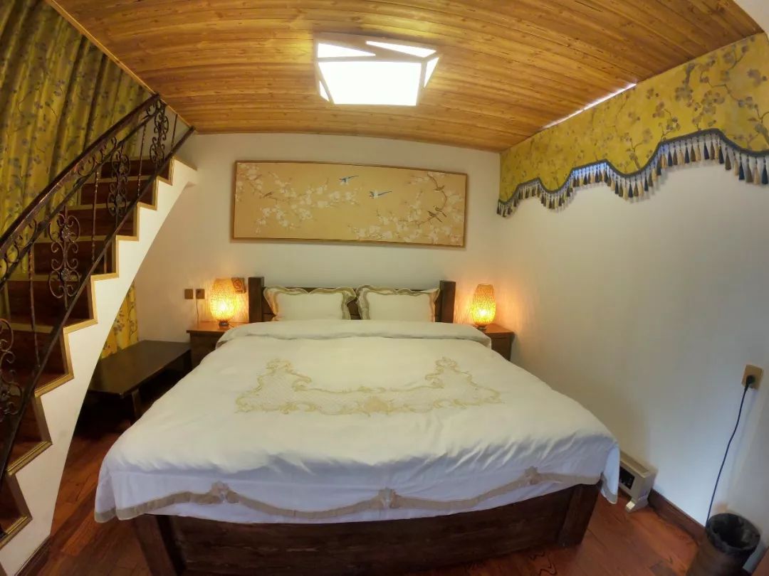 隐巷晚livehouse北京,隐巷民宿大床房