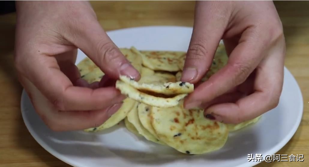 面食新吃法黄豆加个鸡蛋,黄豆和鸡蛋拿来做菜怎么做好吃