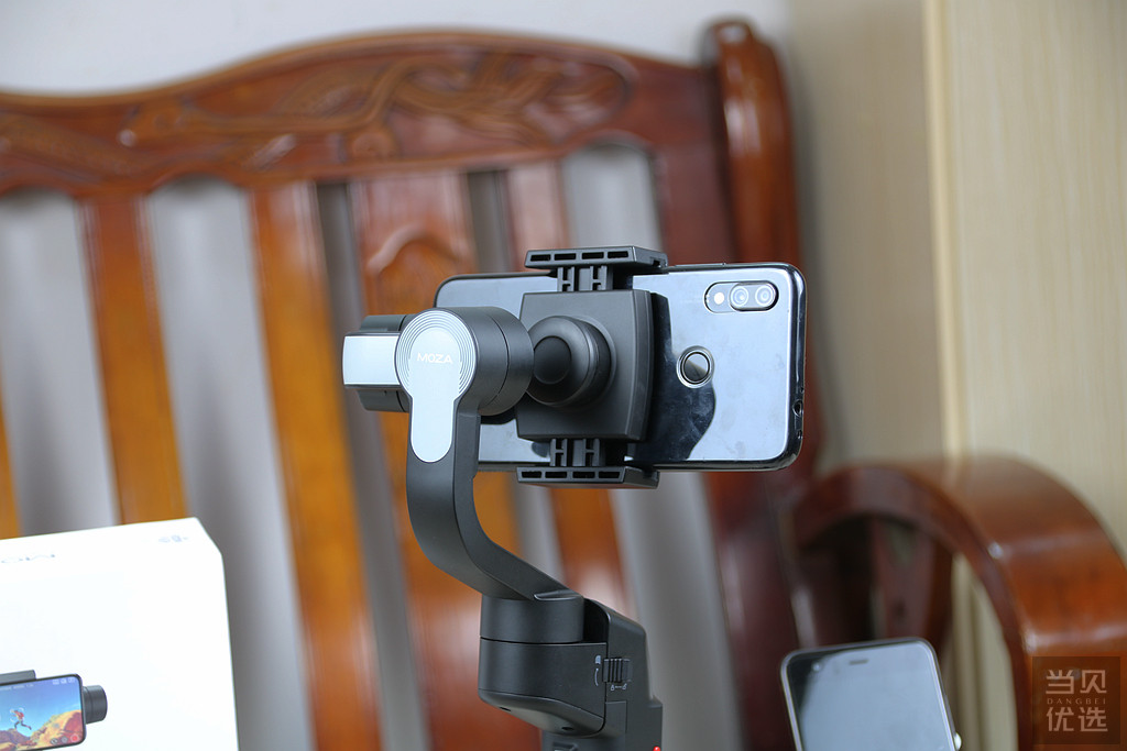 还在担心不会拍视频？魔爪Mini-S稳定器让你上手就会用