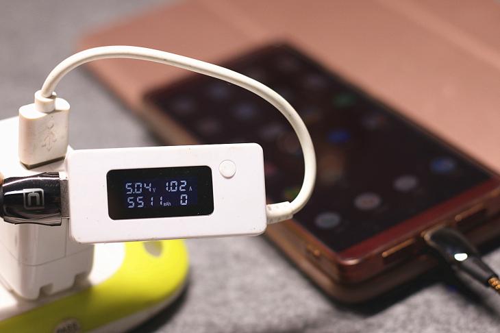 抖音爆火磁吸数据线有用吗?卡斐乐磁吸数据线方便盲插快速充电