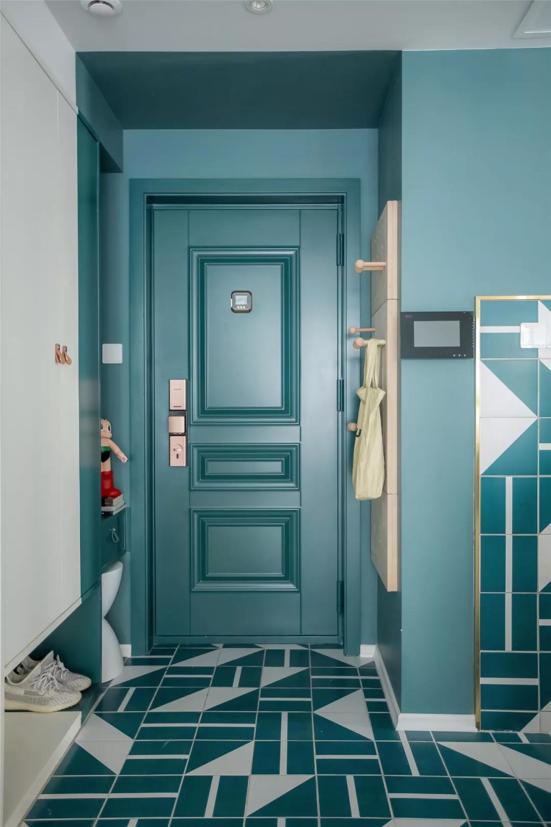 越来越多人不铺地板不铺砖，学她家走一圈水磨石照样很高级，晒晒