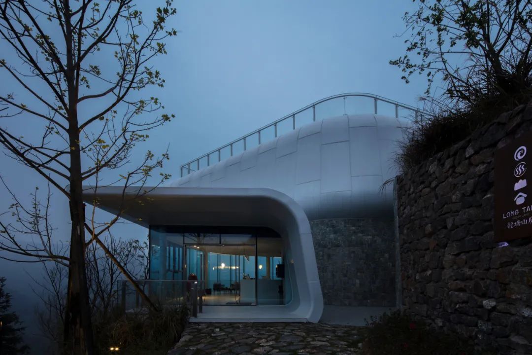 高端民宿一年营业成本600万,年赚百万的旅游民宿