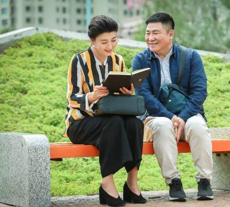 赵本山宋丹丹刘流小品全集完整版,乡爱3治疗刘大脑袋后续