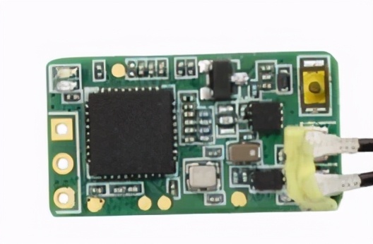 FPV穿越机遥控器如何操作,fpv穿越机遥控器推荐