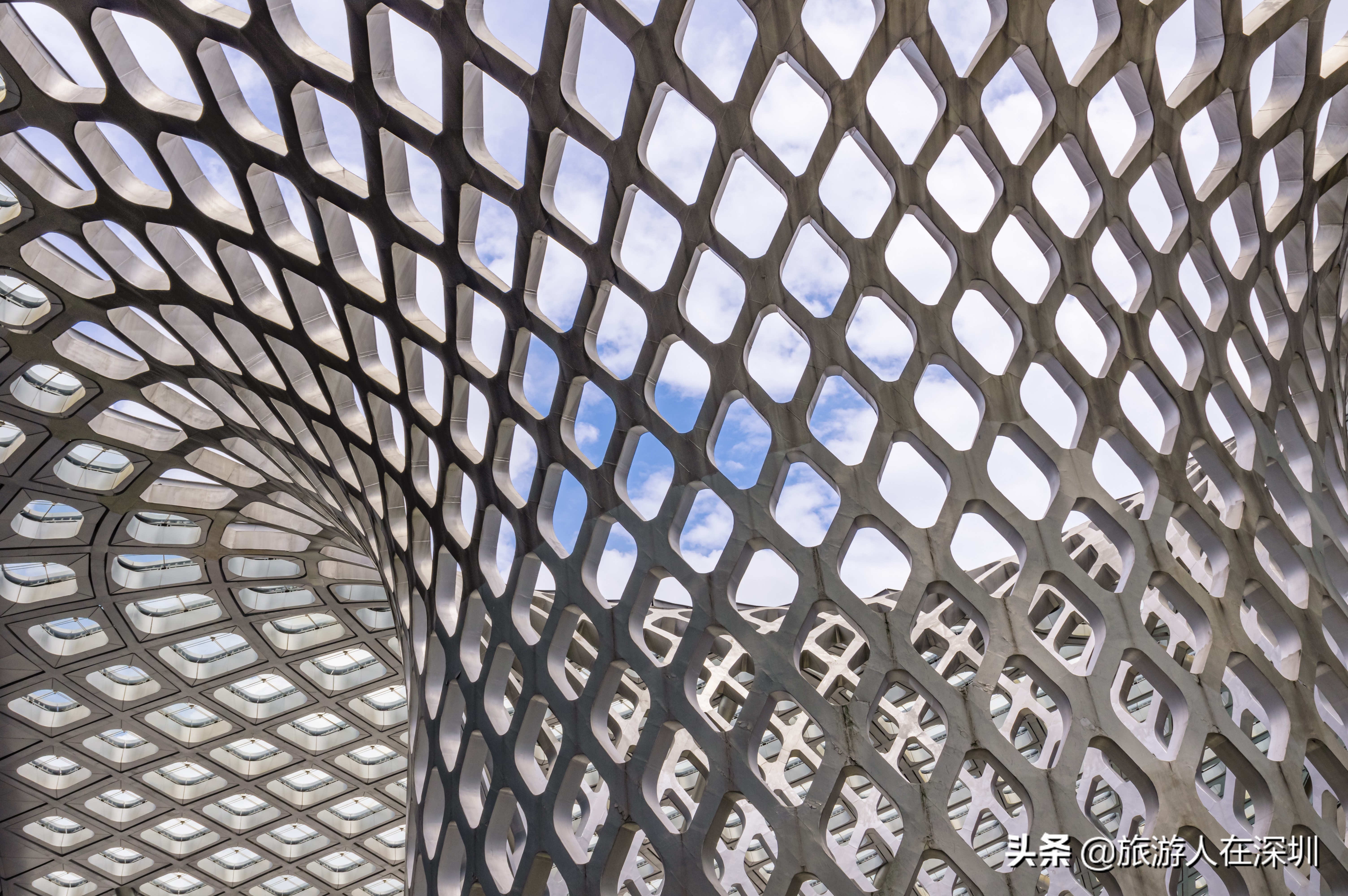 现代建筑北京鸟巢,深圳湾体育中心建筑物