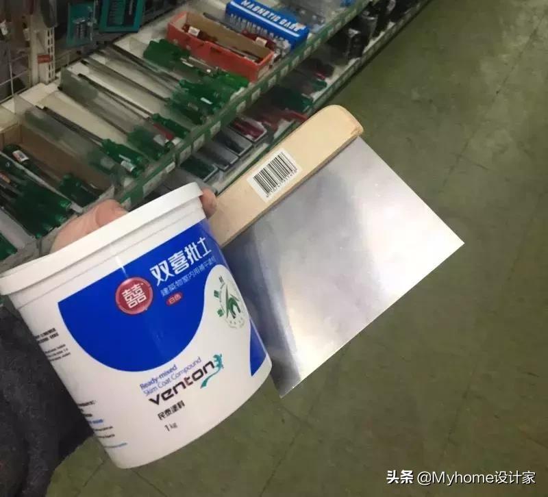 刷漆、铺地,再买个收纳箱搞定,女大学生4千元爆改13m²房间!