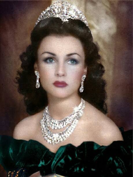 英国第一美女费雯丽,费雯丽英国女王