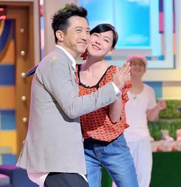 伊能静的坎坷情史:亲手葬送23年感情,离婚后嫁秦昊收获幸福