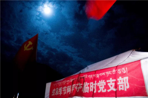 警察80岁,八零后白发民警