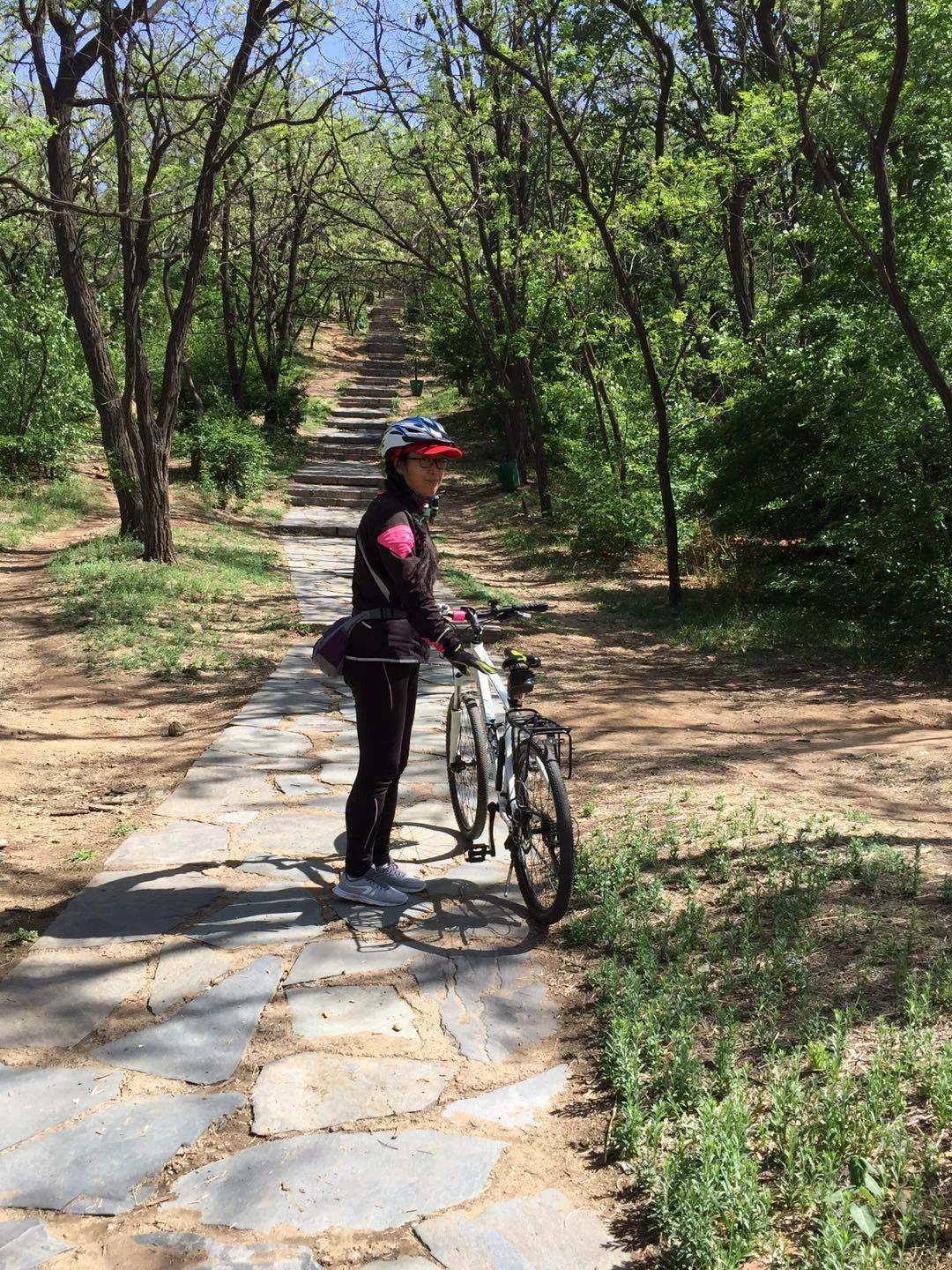 我的人生第一部车:鸿鹄牌自行车