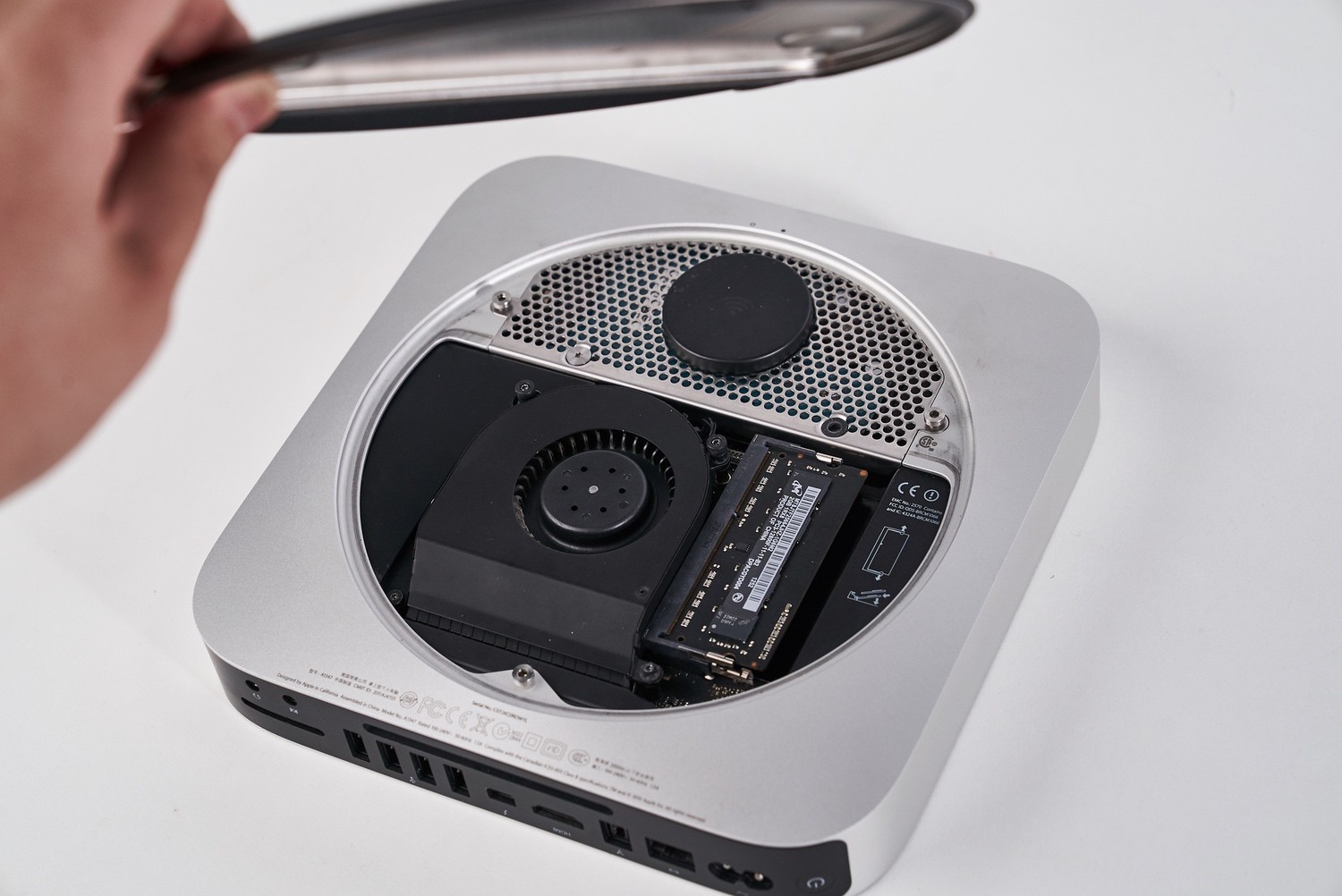 macmini2012安装双硬盘,macmini2012拆解