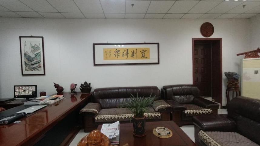 网上买的酒跟实体店的区别,去实体店买品牌酒靠谱吗