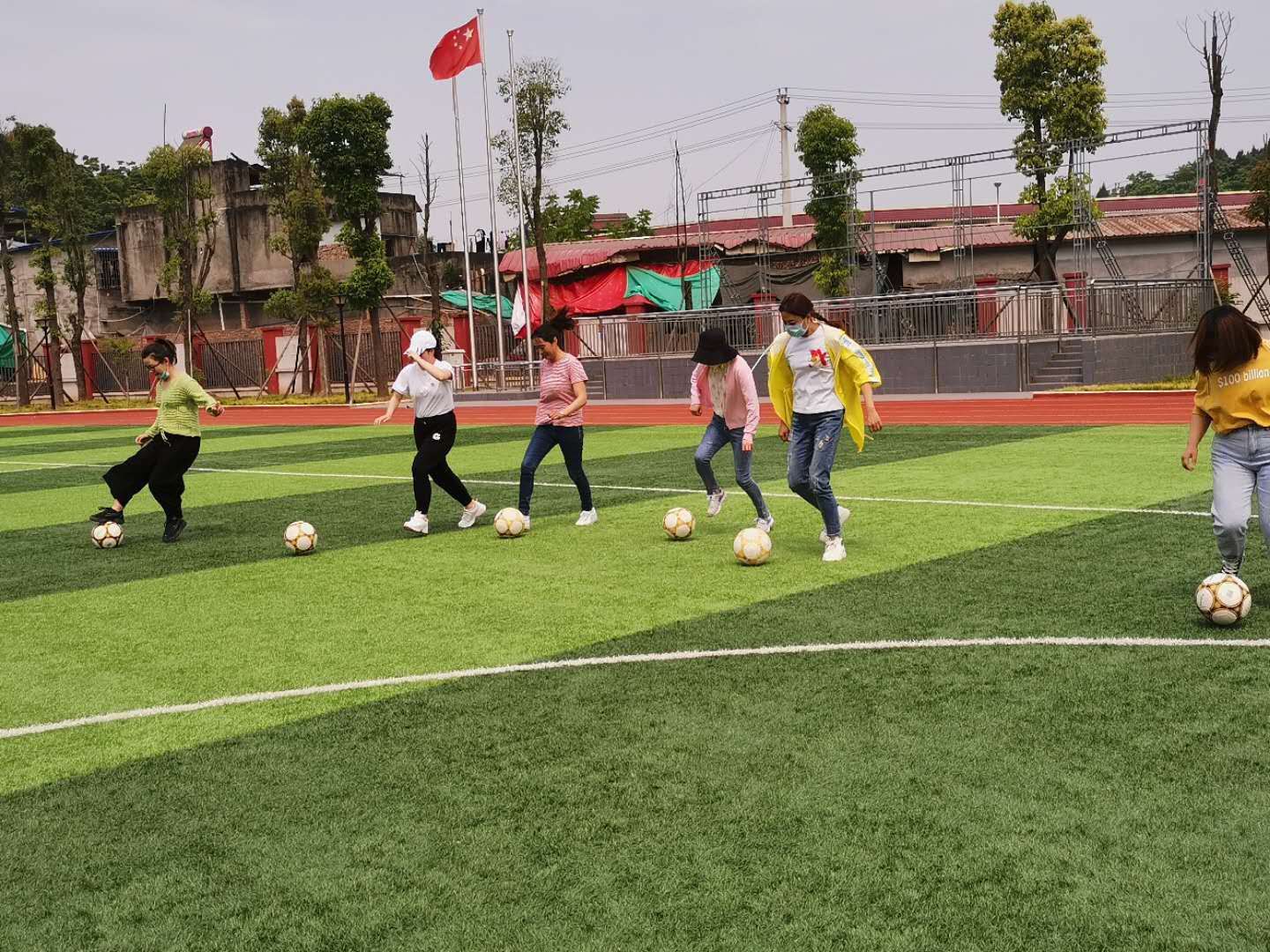 简阳少儿足球培训,2022足球裁判员培训报名