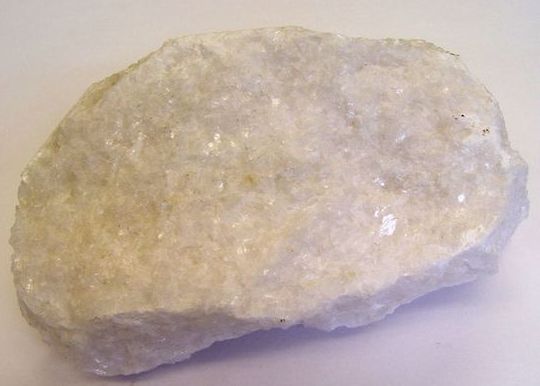 这5种冷门宝石随便买,七种毒宝石