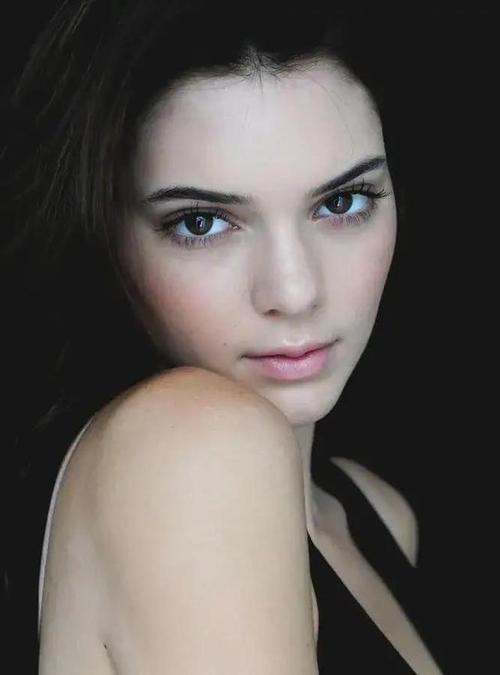 格里芬新女友詹娜,西蒙斯格里芬互换前女友