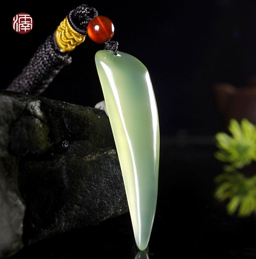 岫玉雪花棉和翡翠雪花棉的区别,岫玉饰品为什么都不贵