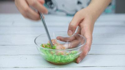 宝宝爱吃秋葵滑溜溜的很好吃,秋葵怎么做给宝宝吃才喜欢吃