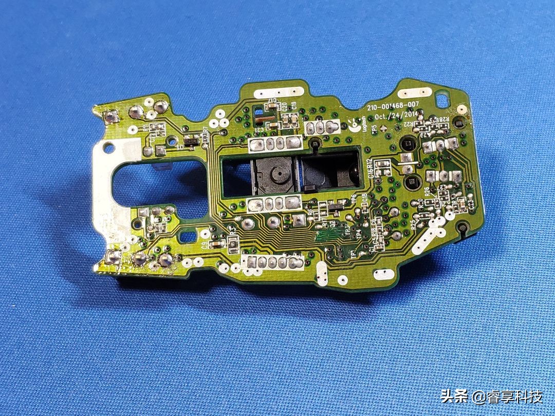 鼠标突然“不听使唤”无法吃鸡？原来是它坏了，可自己动手更换