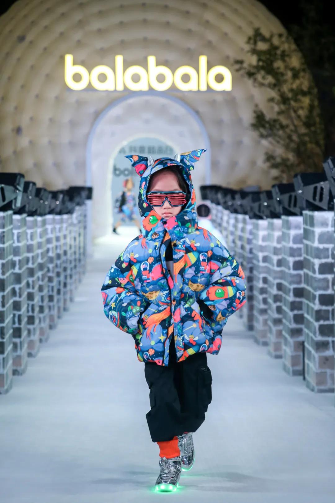 抖音巴拉巴拉童装热销第一名,抖音口碑好的童装店铺巴拉巴拉