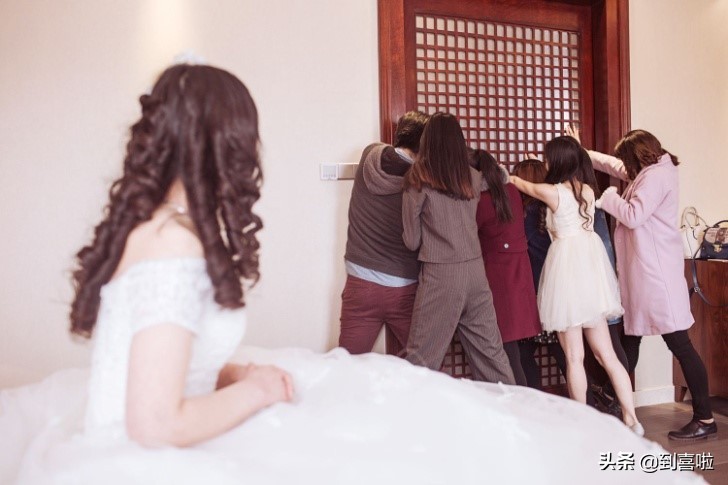 结婚堵门问答,让你的迎亲过程甜蜜又温馨