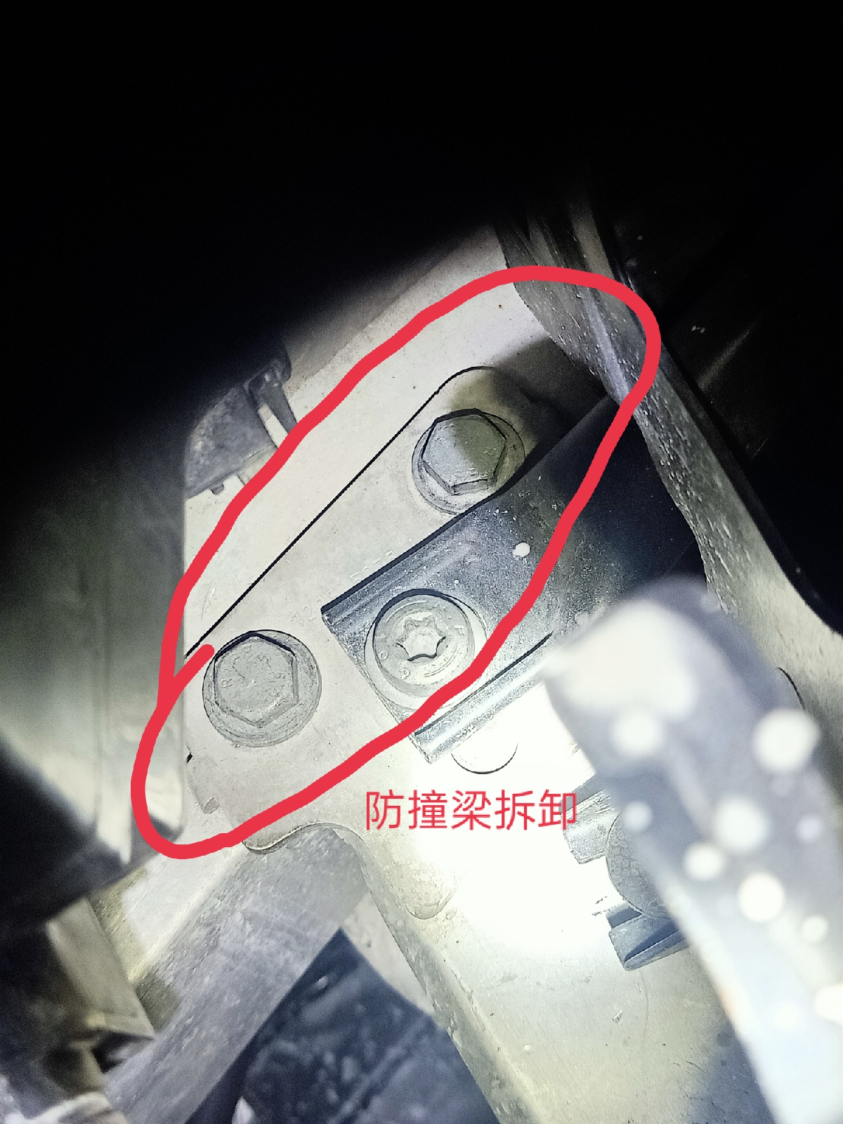 客户15万捡漏15款宝马3系，没料到是个“敞篷”