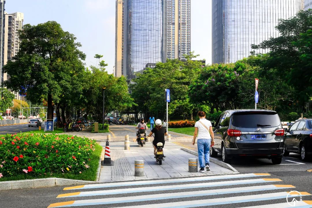 2000万在深圳能买到别墅吗,2000能在深圳租到怎样的房子