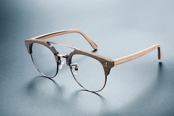 最暴利的行业排名眼镜,十大暴利的行业眼镜店