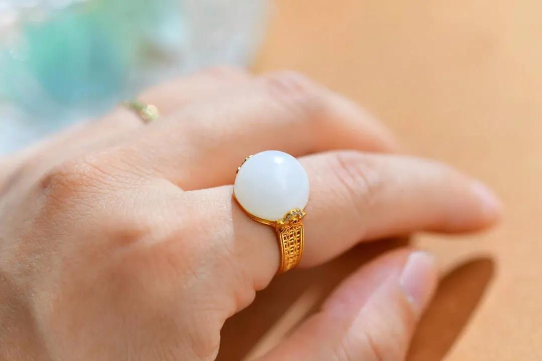 金镶玉有升值价值吗,金镶玉的知识和卖点