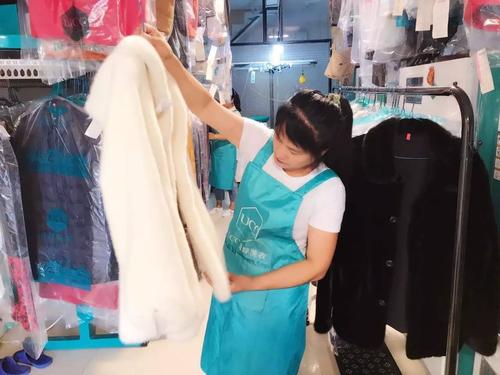 干洗店如何选择干洗设备,山东干洗店洗涤设备