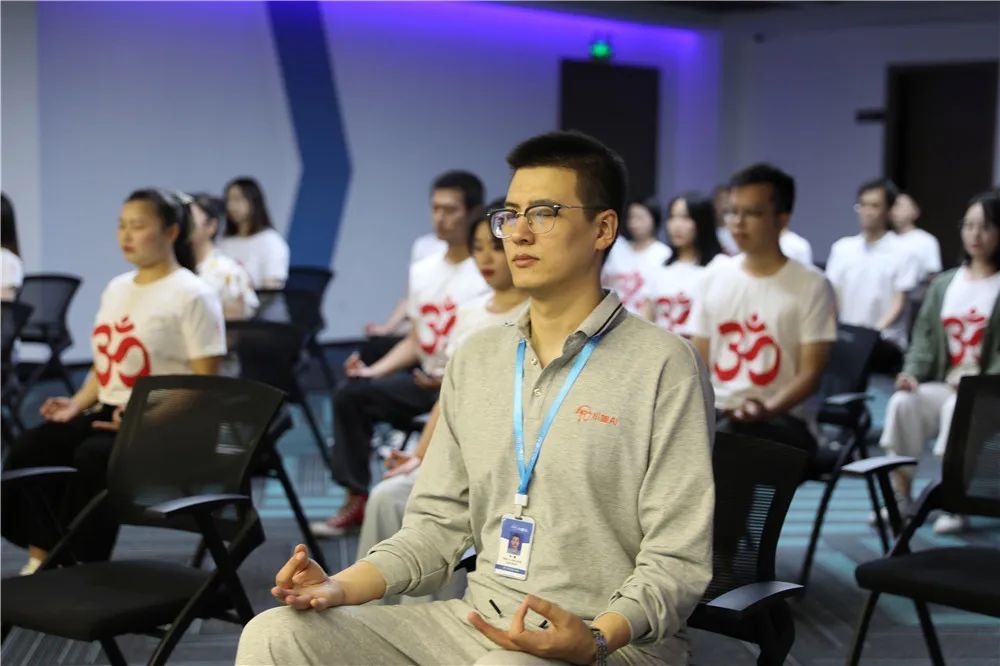 景丽瑜伽理疗视频,景丽瑜伽全集完整版