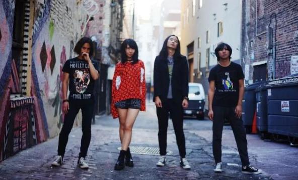 彭磊新裤子乐队为什么火,彭磊新裤子乐队感人瞬间