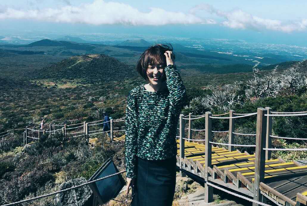 英语主持人王冠的绯闻事件完整版,央视主持人王冠被开除