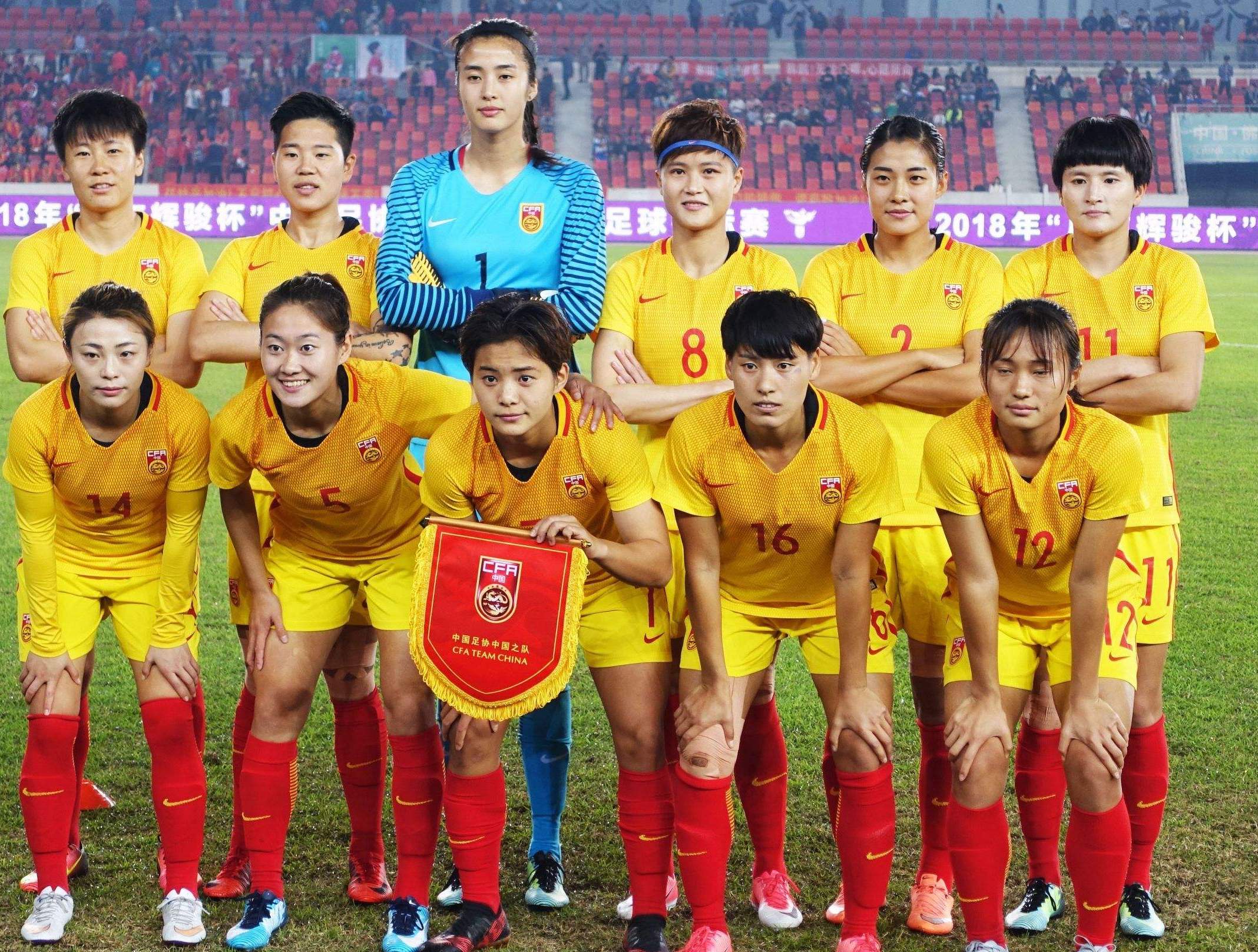 她是“女神”门将，实力出众入选国家队，模特身材副业也很出彩！