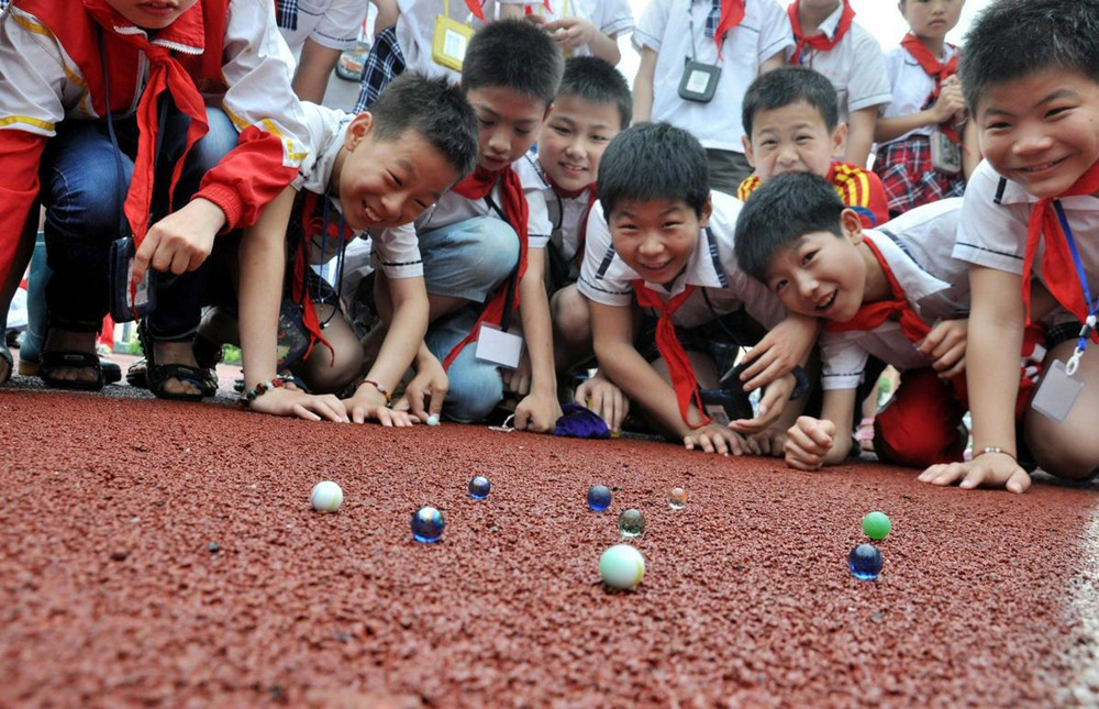 孩子选择玩具纠结时怎么帮助他,孩子不喜欢玩具怎么回事