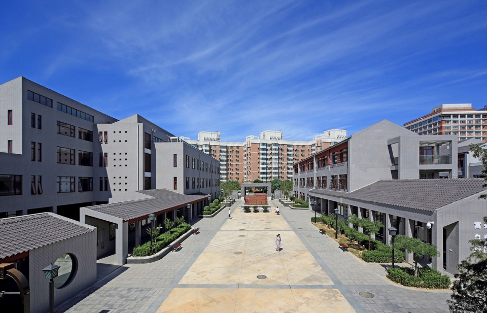 北京三十五中高中新校园，古宅院风格的现代校园