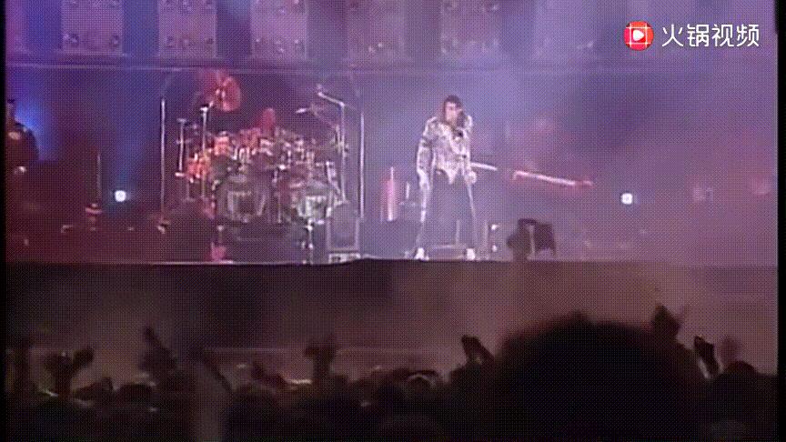 迈克尔杰克逊billiejean1992年演唱会,杰克逊1992年最震撼的演唱会