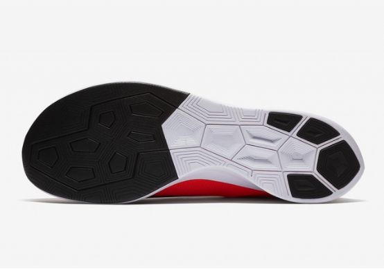 买跑鞋怎么选尺寸,买跑鞋应该买大几码的鞋