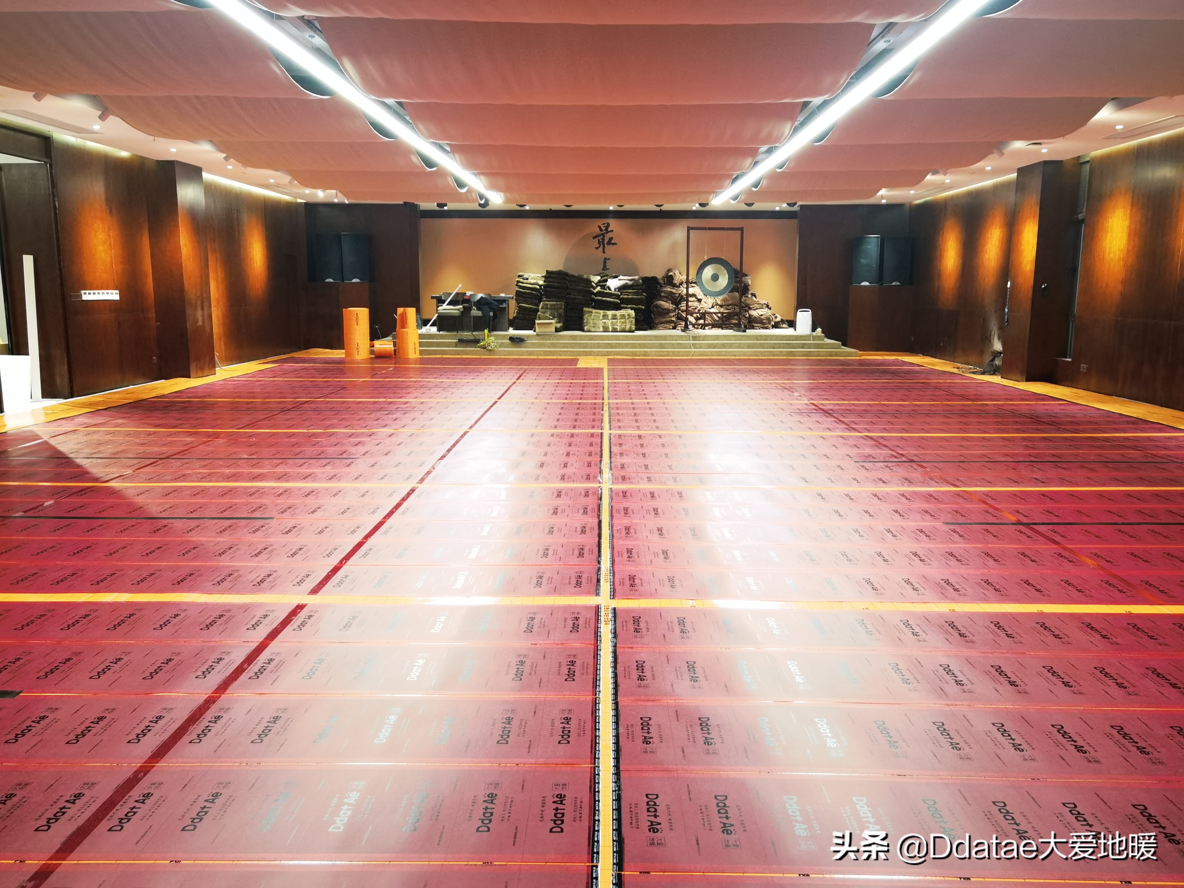 水暖好还是石墨烯地暖好,暖玛士石墨烯地暖靠谱吗