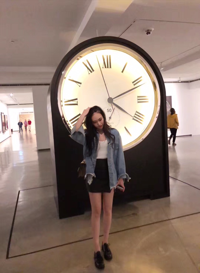 她说，年轻时要冲动一次，以后才不会后悔