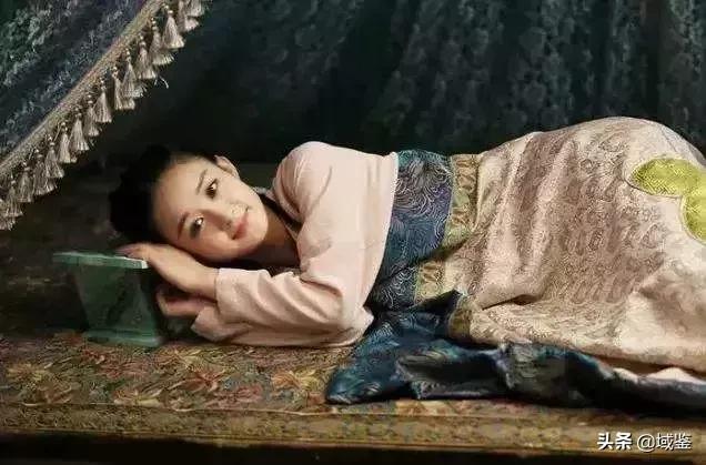 古人真的睡硬的瓷枕吗,瓷枕真正的用途