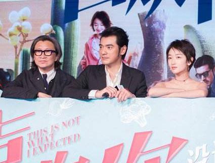 张艺谋说，她会成为“周冬雨的接班人”